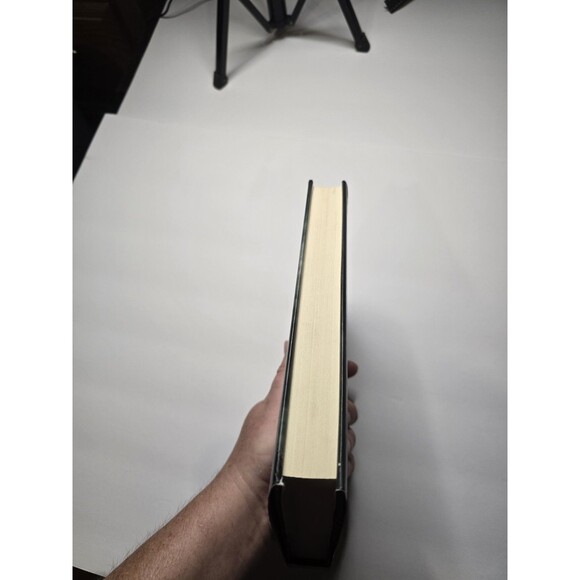 The Black Ascot by Charles Todd – Mystery Thriller Novel – Mysterycore - Picture 3 of 11